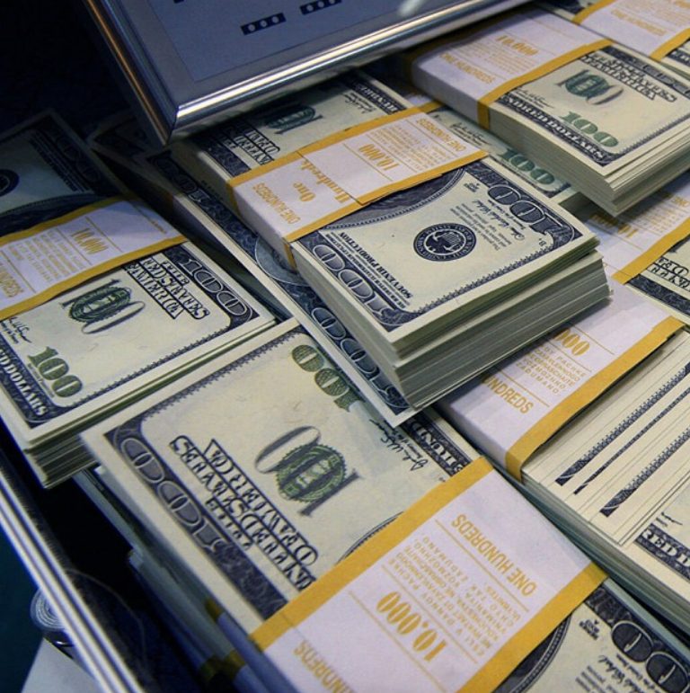 Михаил Гусев