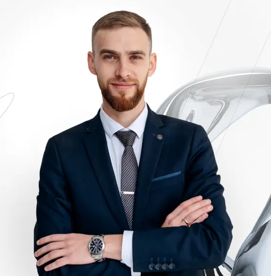 Артем Новиков