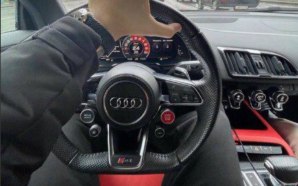 Максим Лаврентьев