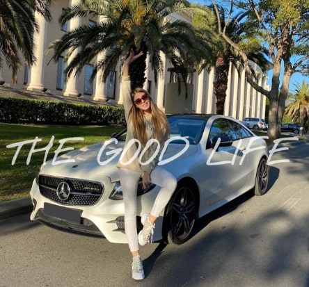 Менеджер Дарья