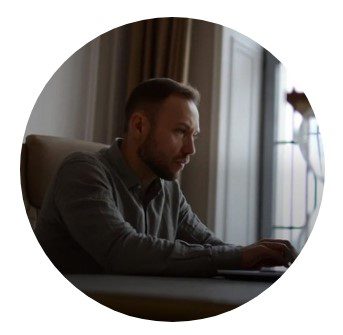 Николай Ульянов