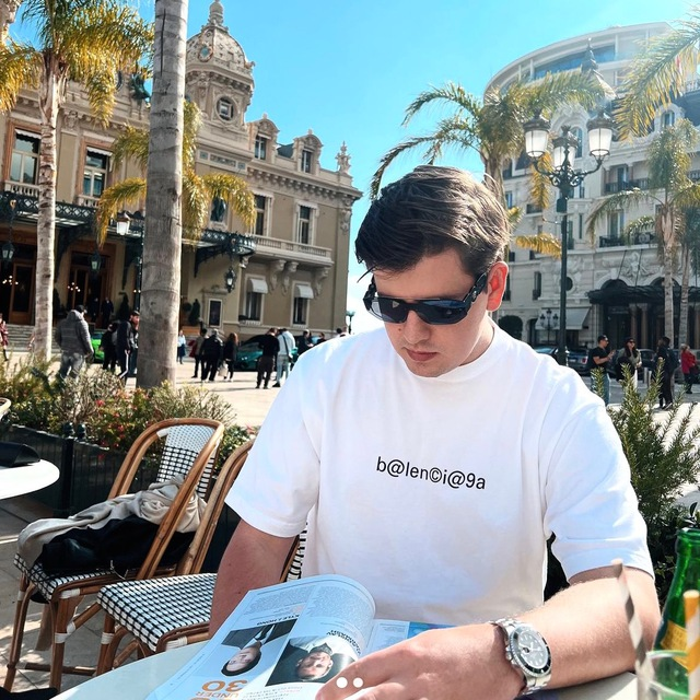 Адам Лебедев