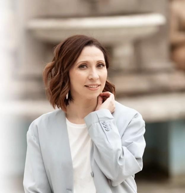 Анна Громова