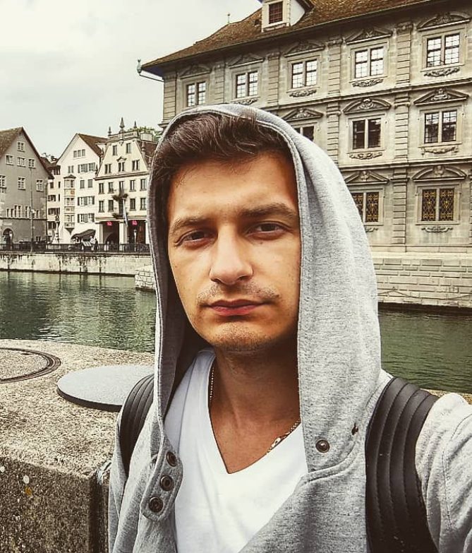 Антон Поляков